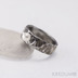 Prsten kovaná nerezová ocel - Draill s perlou - provedení s se středními ploškami, perla kulatá