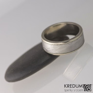Zlatý snubní prsten - Kasiopea white - dřevo, velikost 50