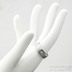Draill a čirý diamant 2,7 mm, velikost 53, šířka 6 mm, hlava 1,9 mm, do dlaně slabý, matný - Kovaný snubní prsten - k 1792