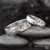 Prsten kovaná nerezová ocel - Draill světlý a broušený přírodní smaragd do stříbra