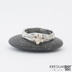Gordik flower s celozlatou kytikou a diamantem 1,5 mm - velikost  54, ka 3,5 mm, prmr kytiky 6,5 mm - k 1114 a (3)