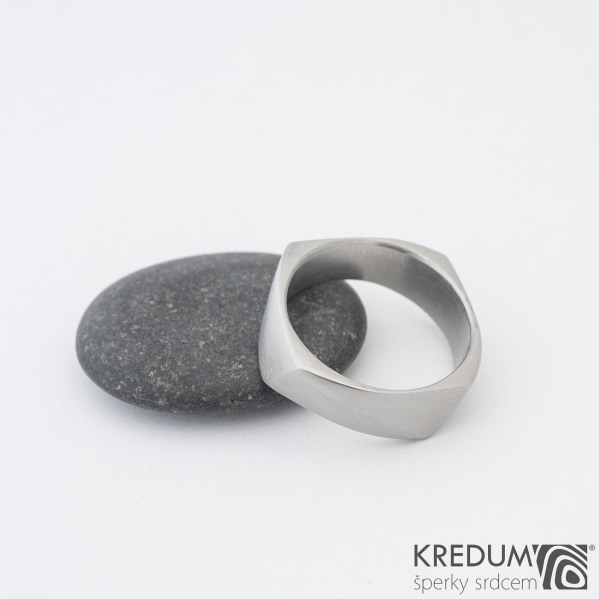 Kumali 68 7,5 1,8 mm - Nerezov prsten sk1290  (2)