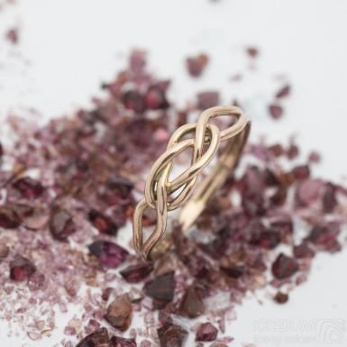 Kuplung Red - Zlatý snubní prsten