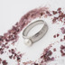Zásnubní prsten damasteel - Siona s pravou říční perlou, struktura voda, lept světlý střední, profil A+CF - velikost 56, šířka hlavy 6 mm, do dlaně 4,5 mm - Damasteel zásnubní prsten s perlou - k 2797