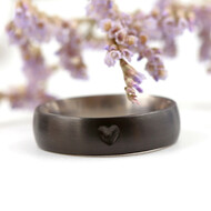 prsten Prima titan matn� + vrstva DLC + ryt� srdce