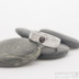 Zsnubn prsten s drahm kamenem - Prima a esk grant - velikost 51, ka 6 mm, tlouka 1,8 mm, devo, lept svtl stedn, profil B+CF - Damasteel snubn prsteny - sk2480