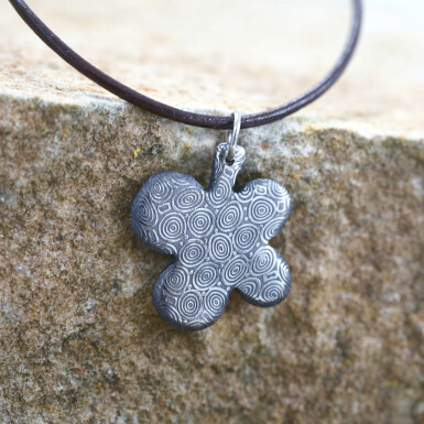 Four-leaf clover - forged pendant stainless steel damasteel -CR5534