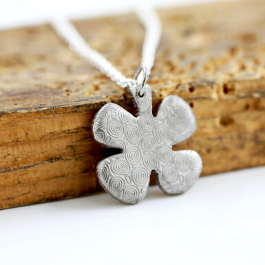 Four-leaf clover - forged pendant stainless steel damasteel - CR5533
