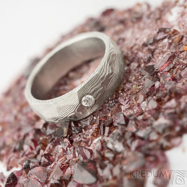 Rock damasteel a ir diamant 2,3 mm - vzor devo - kovan snubn prsten z nerezov oceli