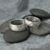 Snubn prsteny damasteel - Rocksteel a diamant 2,3 mm + pplatek za vnitn lept - vel. 55, ka 6 mm a Rocksteel - vel. 64,5, ka 8 mm, oba devo, lept svtl stedn - Damasteel snubn prsteny - ET 1737
