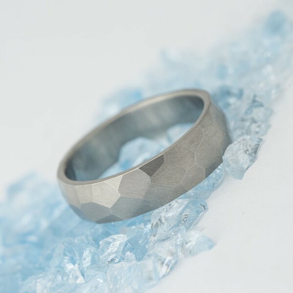 Snubní prsten z titanu - Rock matný - velikost 62, šířka 6 mm, profil B - k 1612