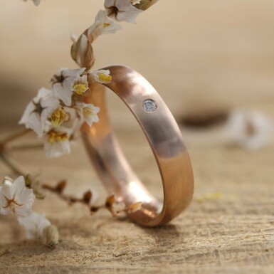 Prima gold red a diamant 1,5 mm - matn - zlat snubn prsten