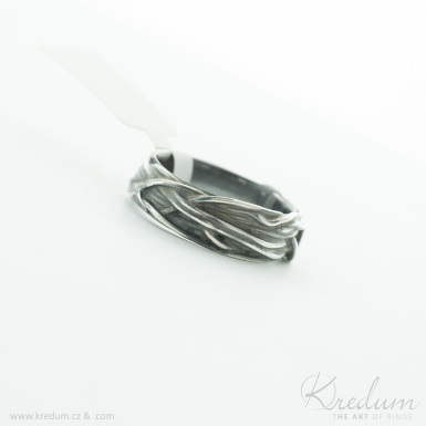Gordik - patina - motaný snubní prsten z nerezové oceli - V5126