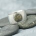 prsten Natura nerez s přírodním labradoritem - velikost 56, šířka 12 mm, průměr kamene 8-9 mm, tloušťka 2,5 mm - sk1861